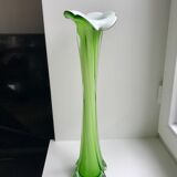 Vase soliflore en opaline et verre vert pomme style murano années 60-70