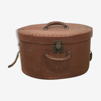 Old suitcase - box Hat IMPERVIA