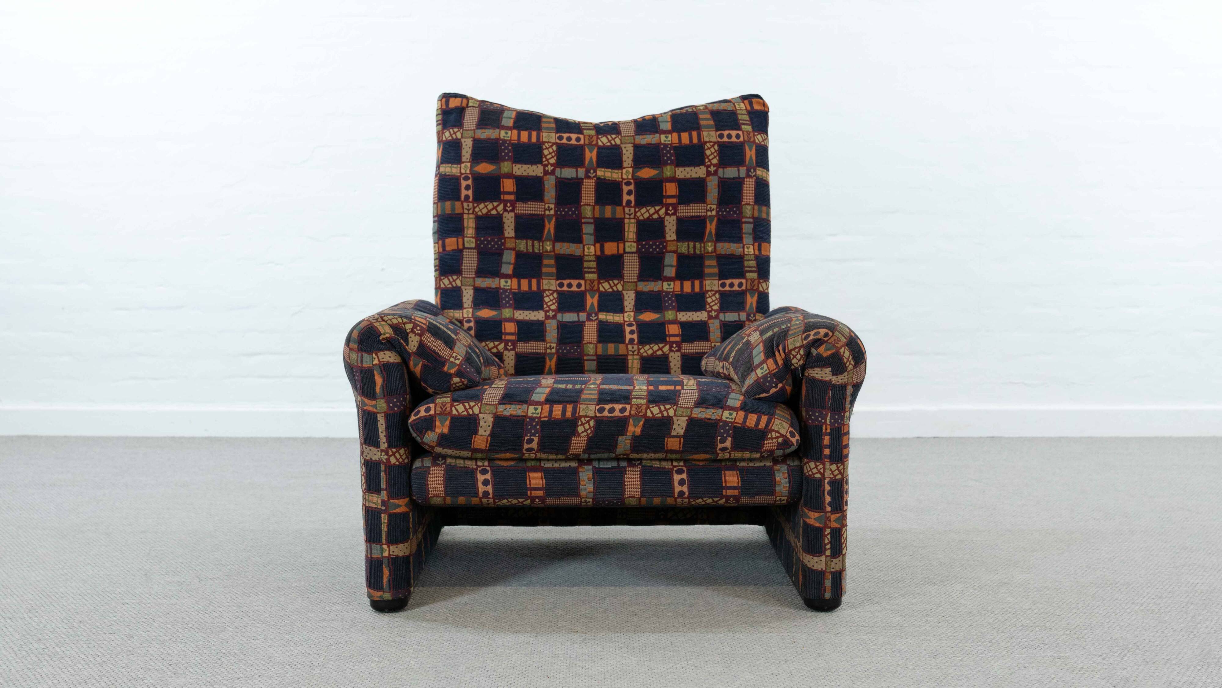 Maralunga armchair by Vico Magistretti for Cassina