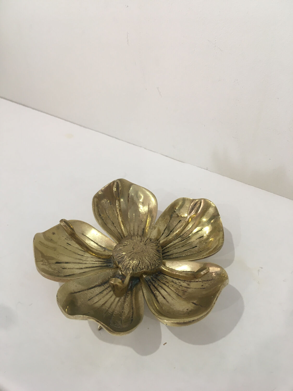 Brass flower ashtray