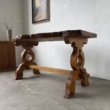 Table artisanale en orme massif, art populaire