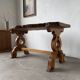 Table artisanale en orme massif, art populaire