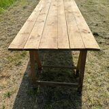 Table and trestles fir tray