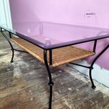 Table basse rotin et verre taillé