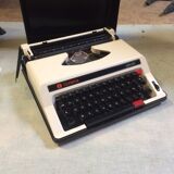Mechanical typewriter Olympia splendid-made in Italy-years 70
