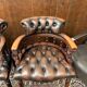 Ensemble de fauteuils Chesterfield anglais classiques