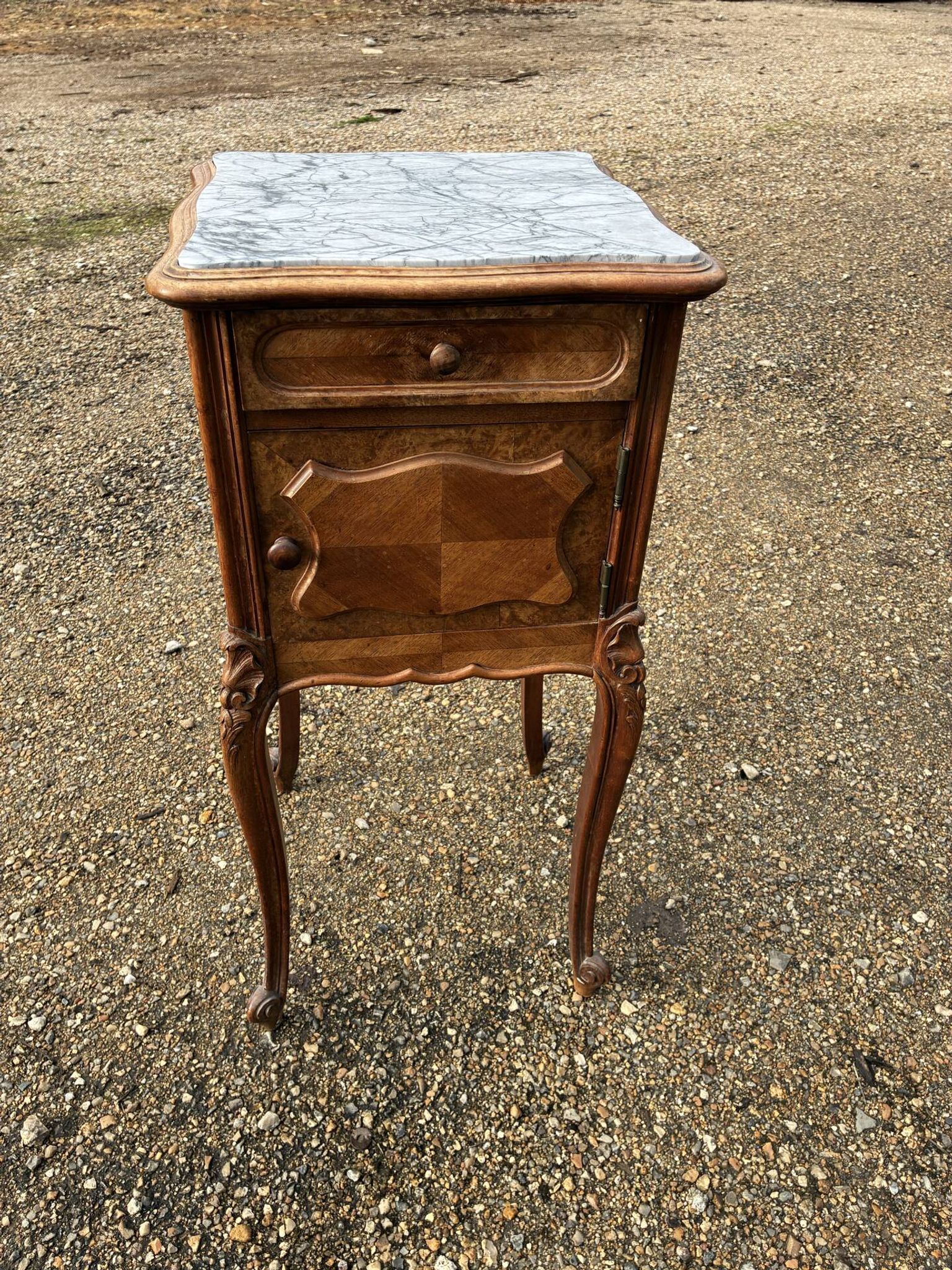 Bedside table