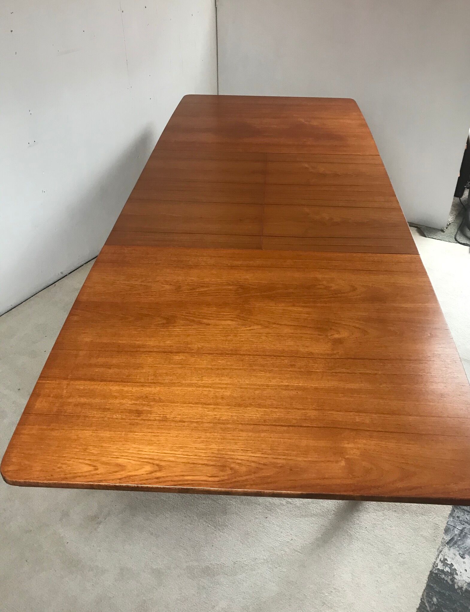 McIntosh extending teak table designed by Tom Robertson 60’s