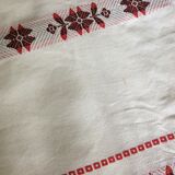 Rectangular tablecloth and its 18 towels - vintage Basque linen