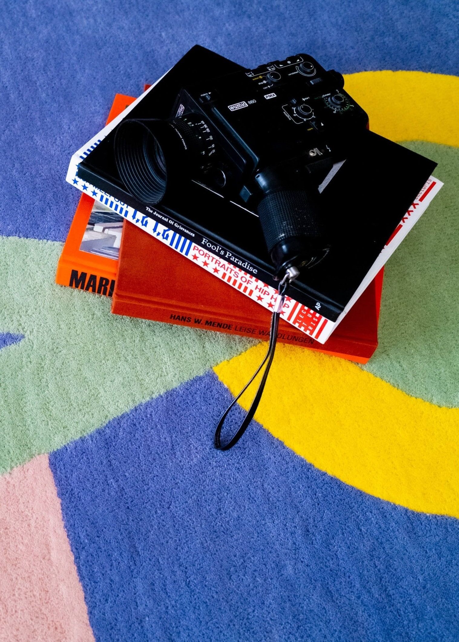 Tufted wool rug Modern Light Handmade 120 x 180 cm