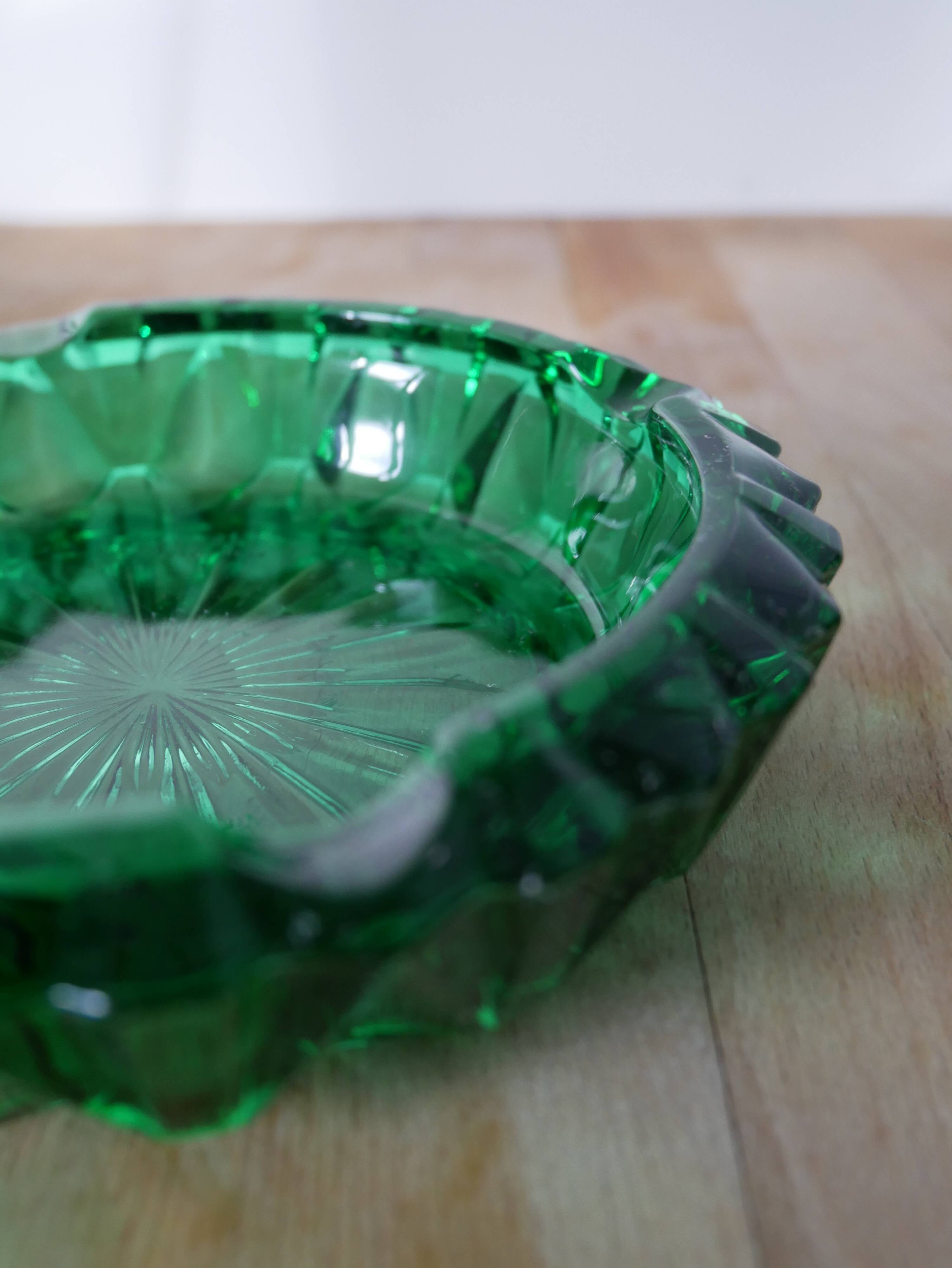Green ashtray Carrousel "High Race Wines"