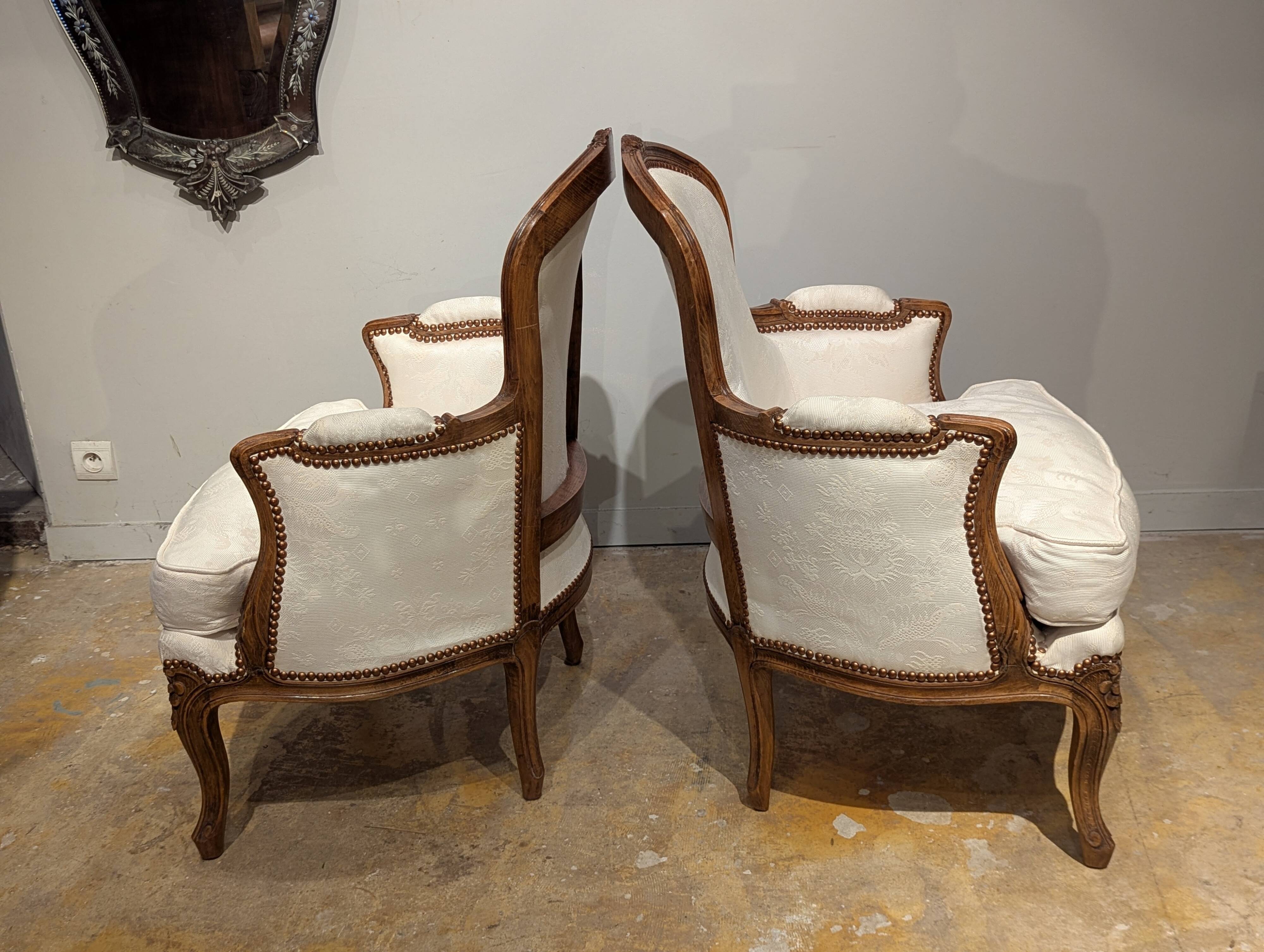 Paire de fauteuils bergères Louis XV