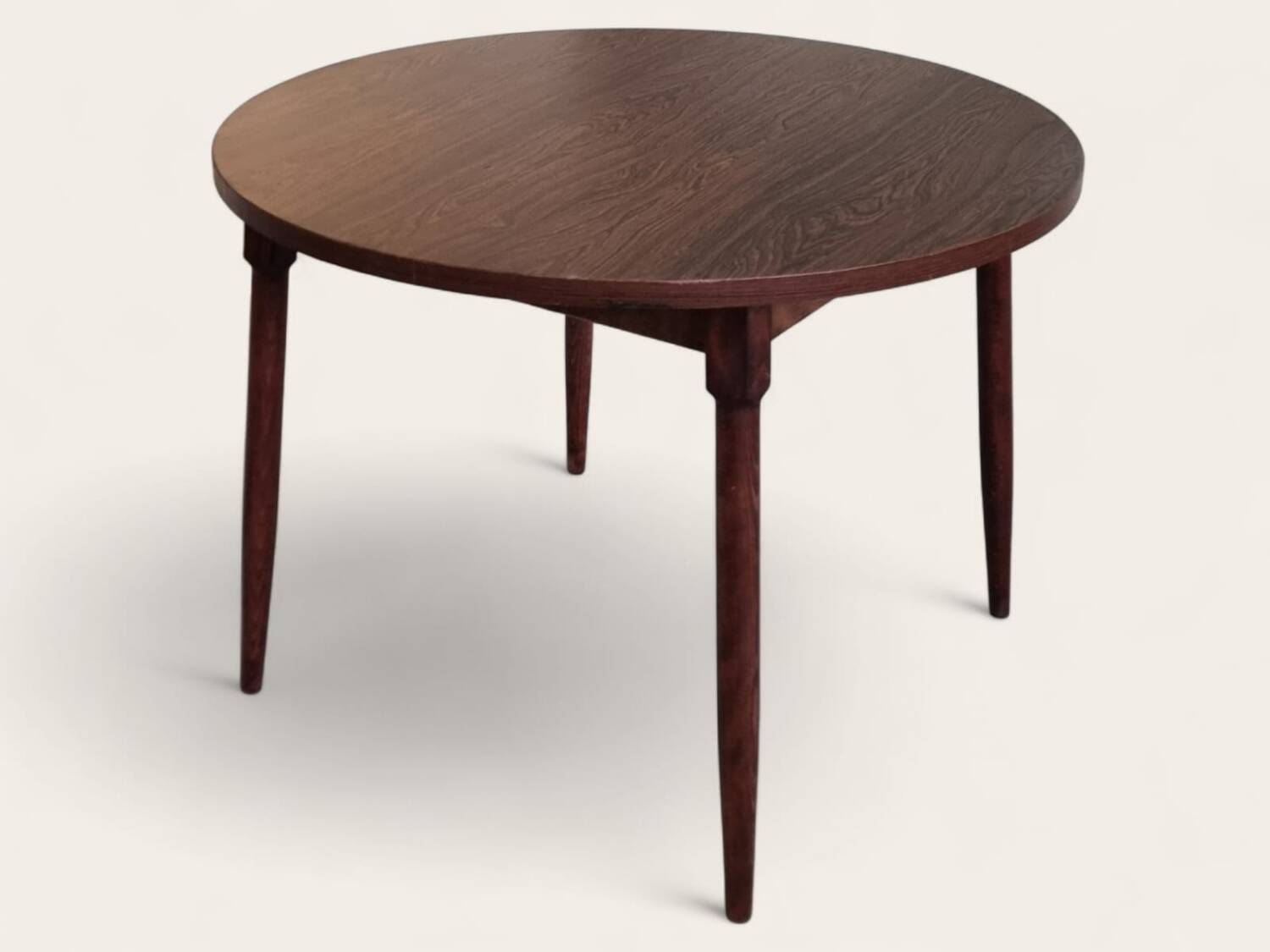 Table à manger du milieu du siècle