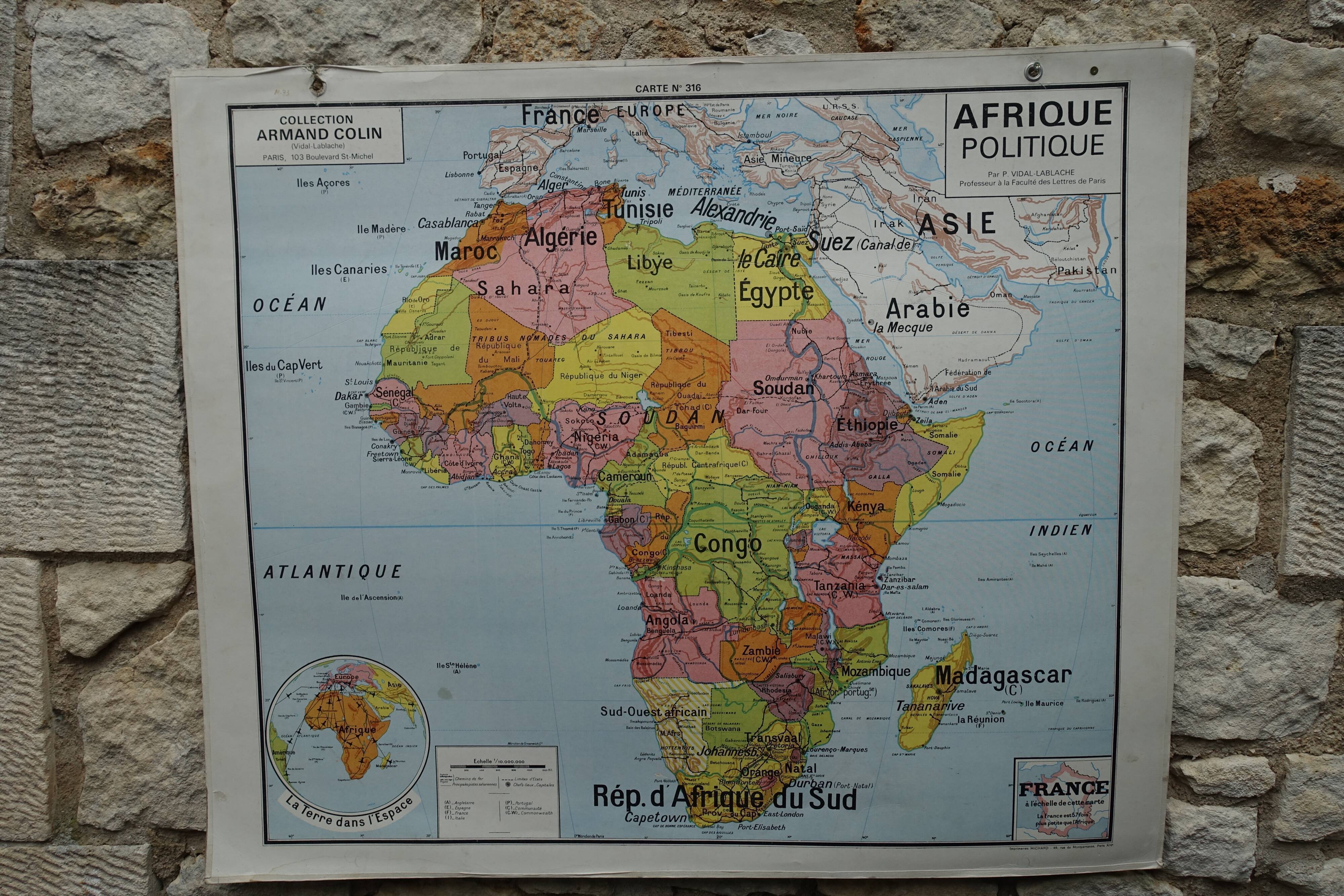 Ancienne carte scolaire vidal lablache afrique physique et politique  n°16
