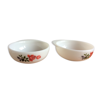 Set of 2 bowls sausage style JAJ England