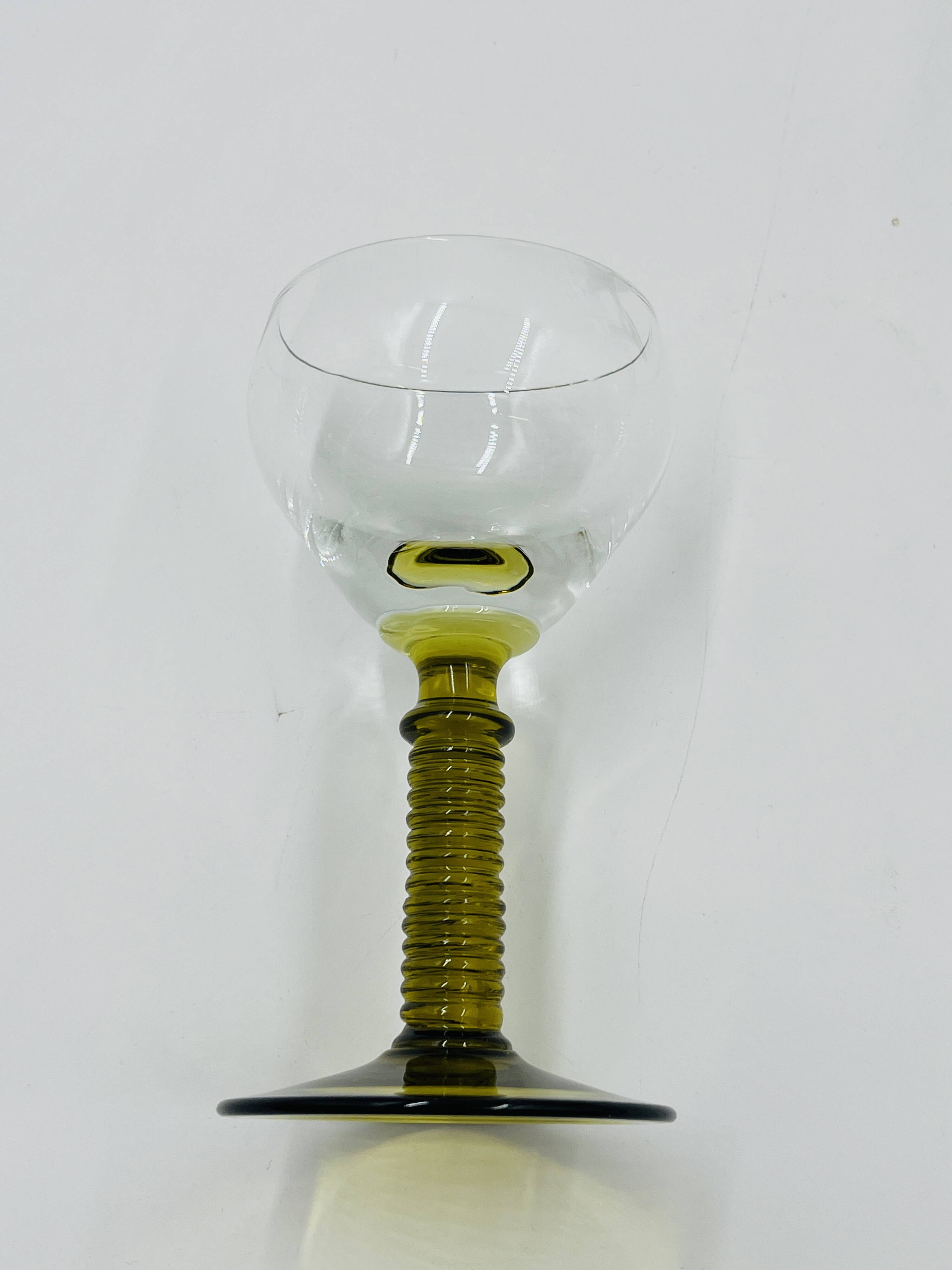 Lot de 5 verres à vin Roemer verts