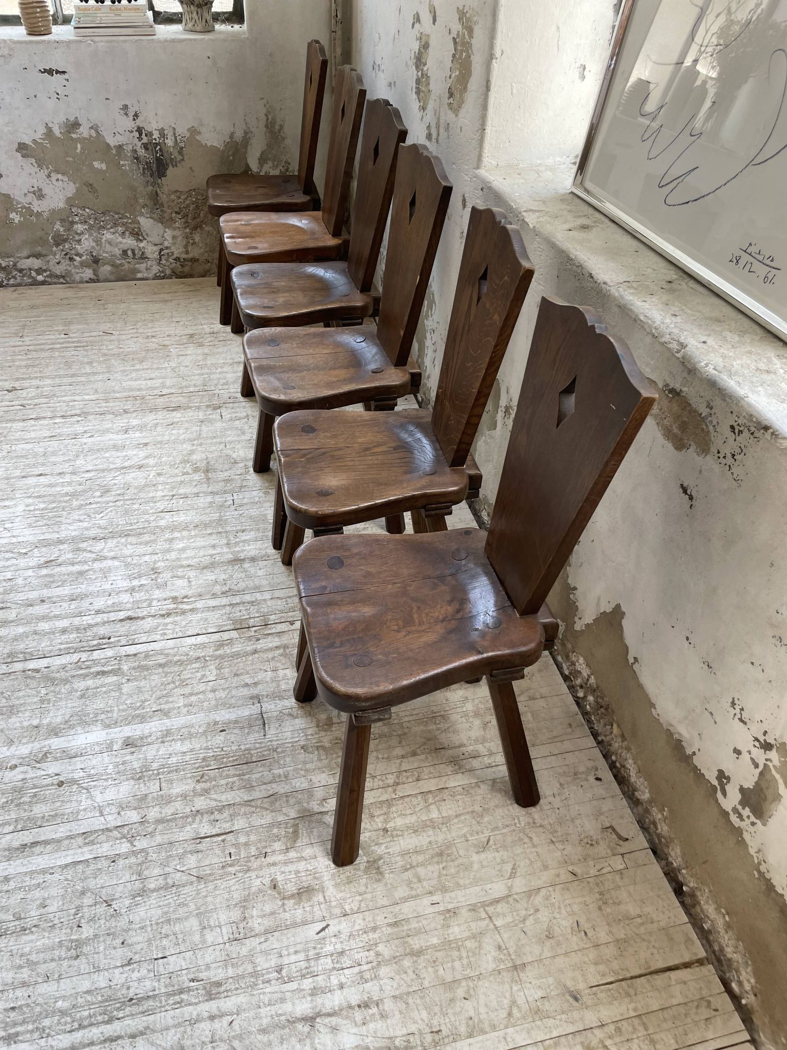 Solid oak chairs Savoyard cap popular art