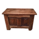 Oak chest with towel pleats