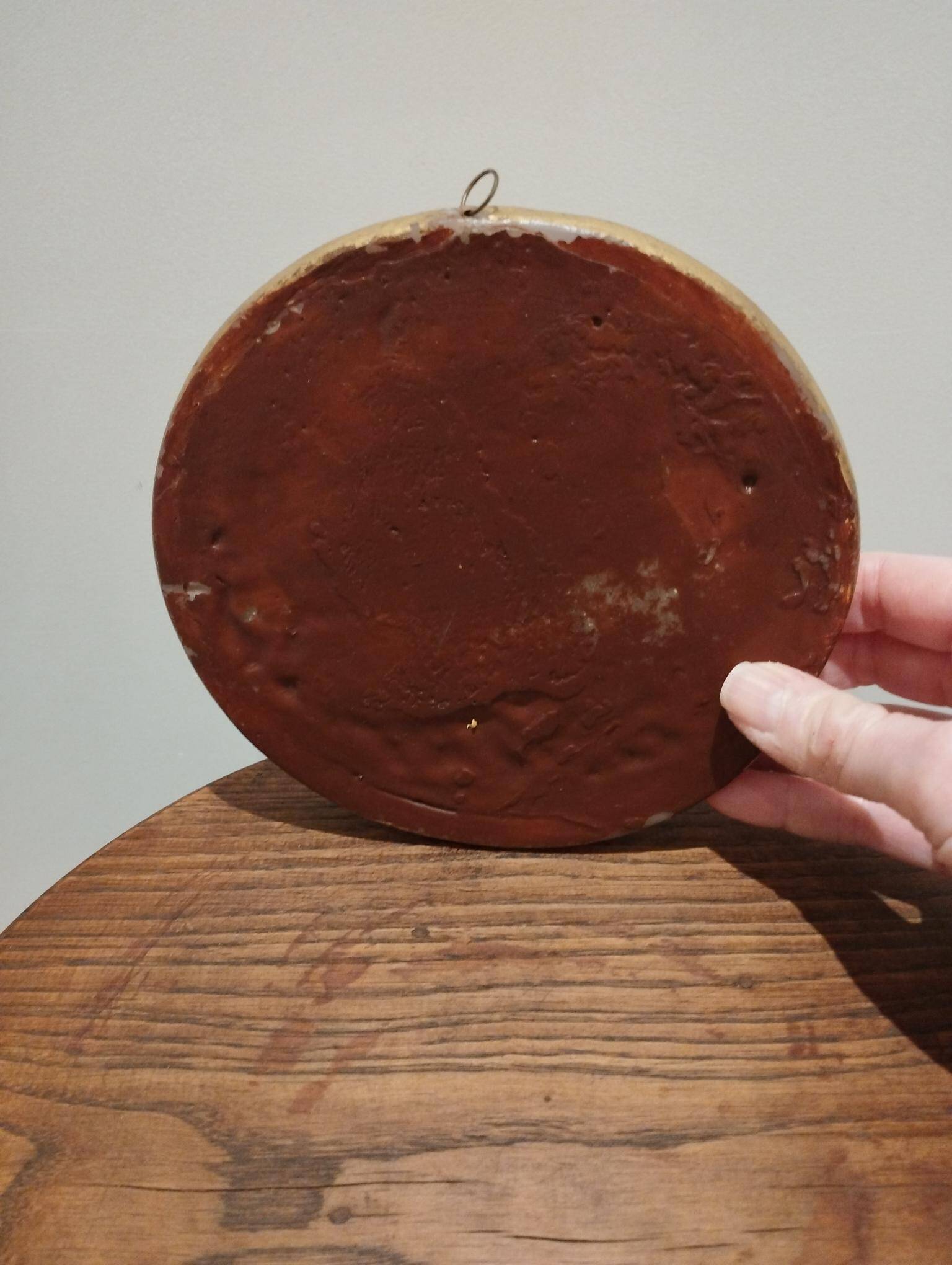 Relief portrait in the shape of a medallion - Napoléon III period