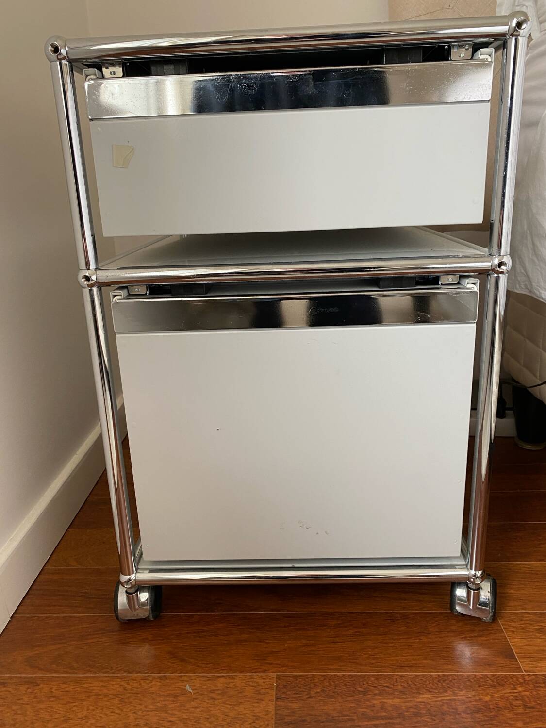 Caisson USM sur roulettes