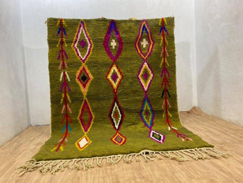 Moroccan Berber traditional rug 200/270