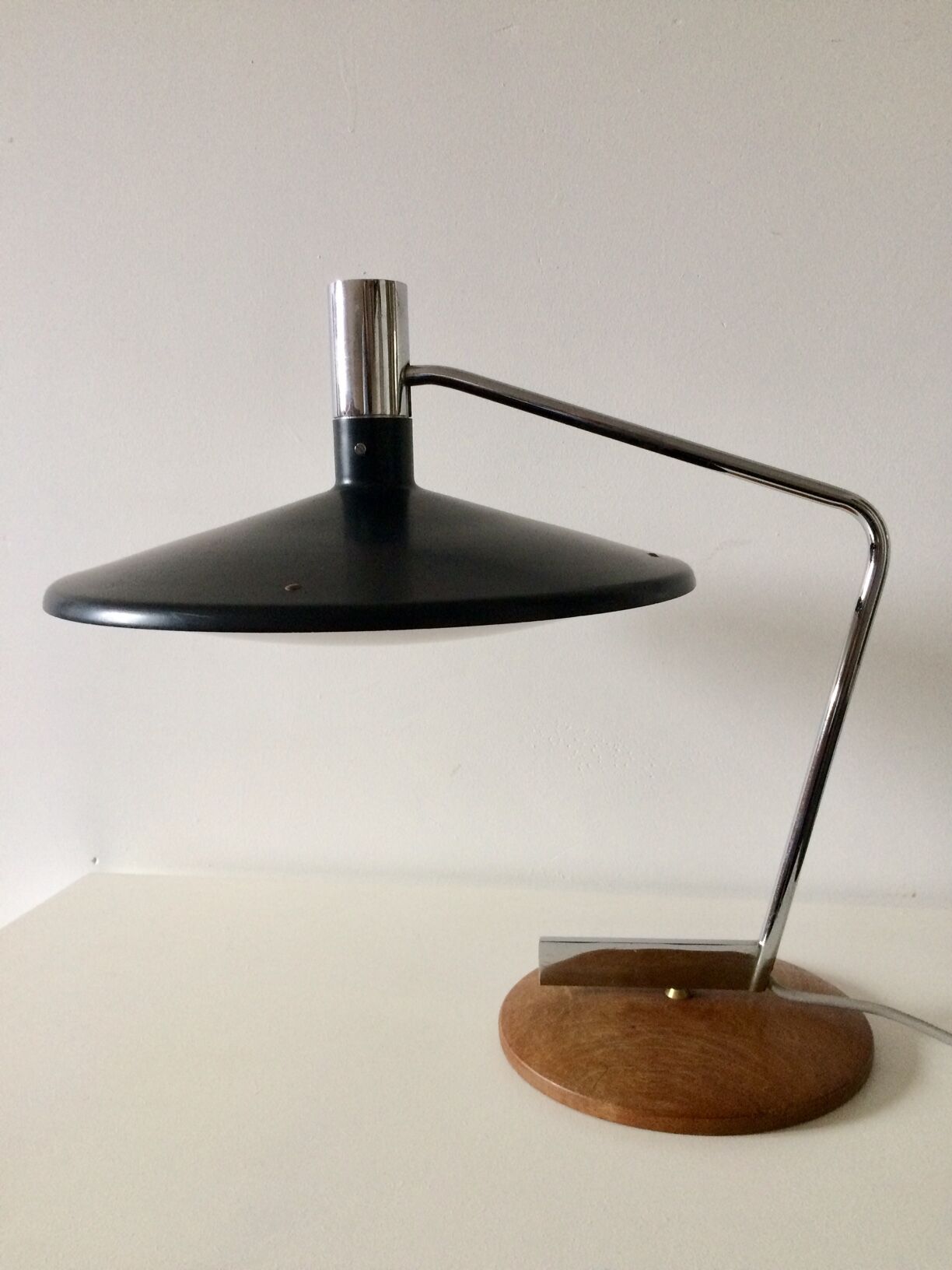 1960's desk lamp with turning base by George Frydman