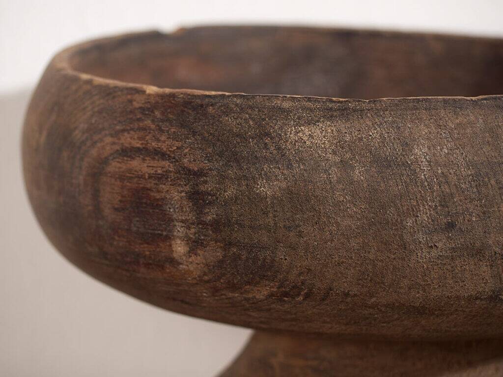 Small ancient bowl in primitive style (c.1900) #3