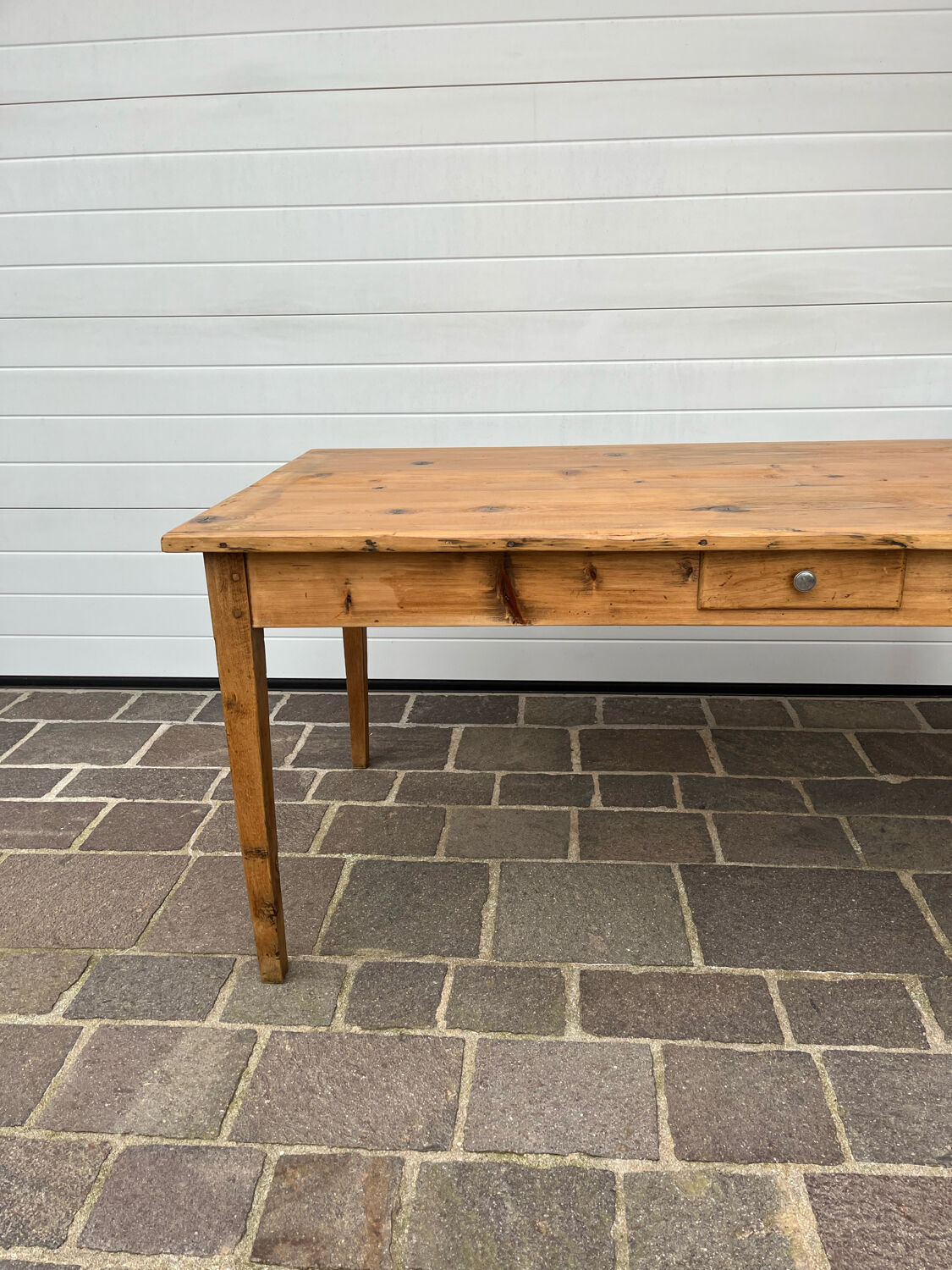 Farmhouse table