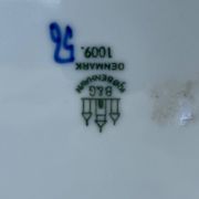 Hotel plates
