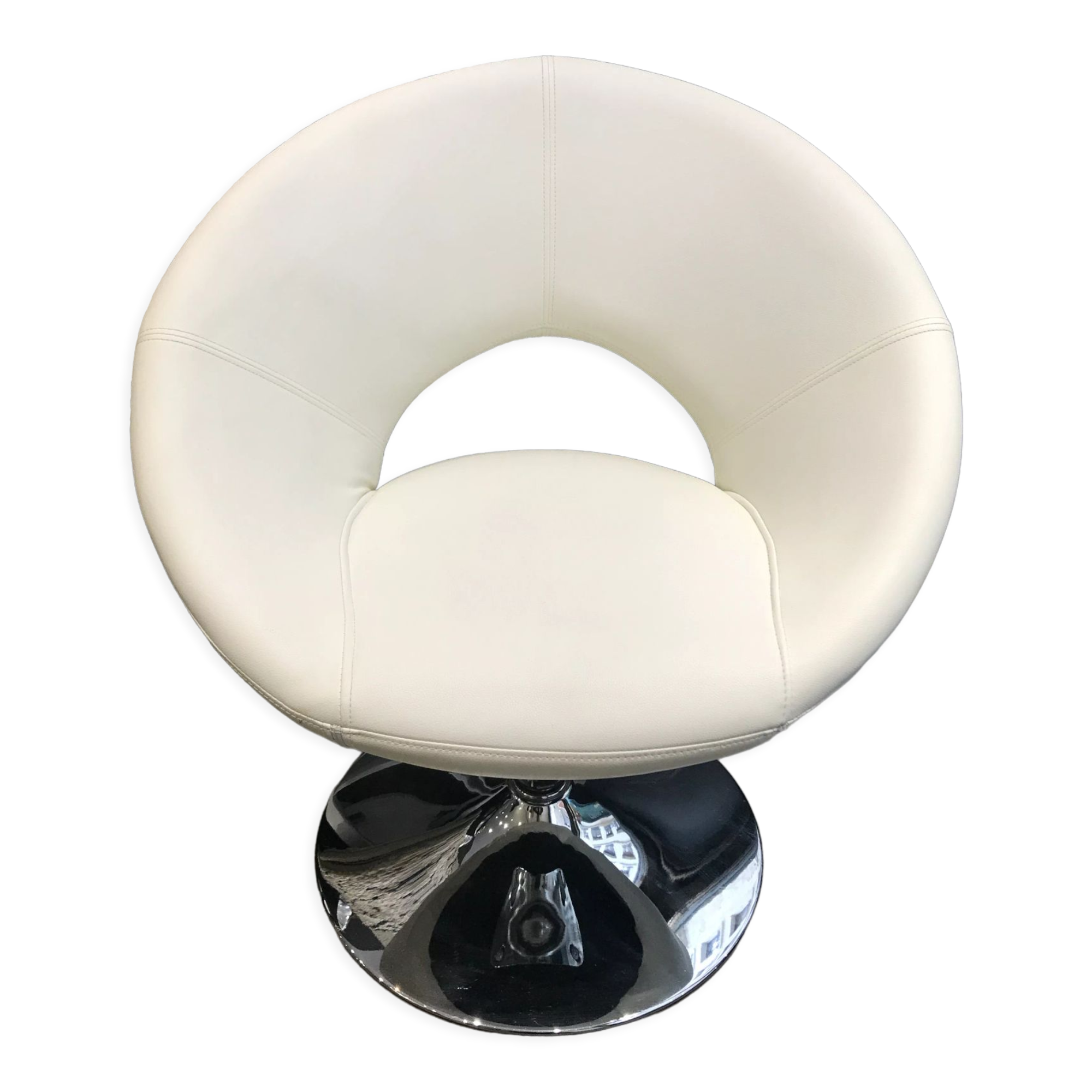 Swivel shell chair
