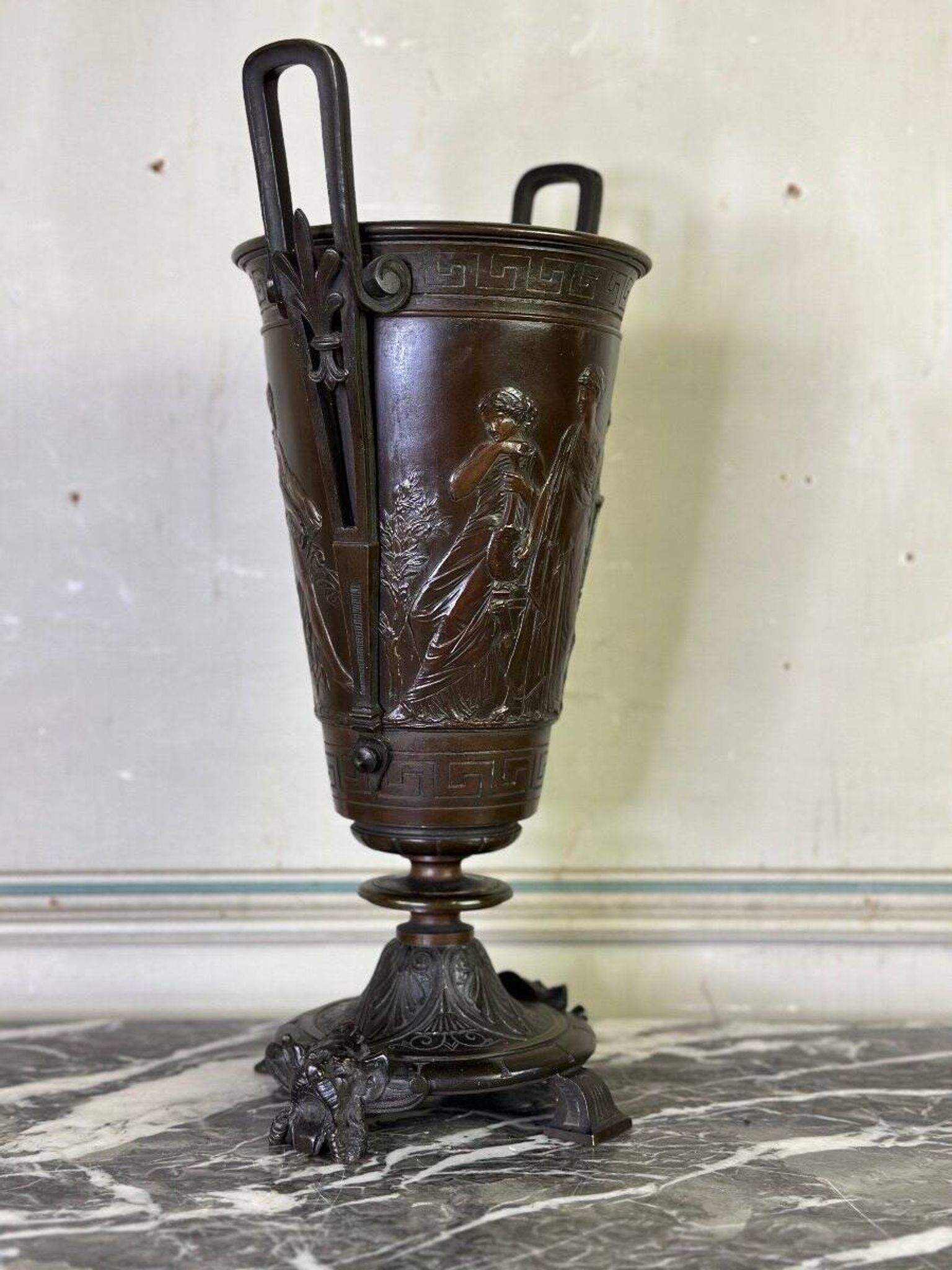 Bronze vase in the antique style, France circa 1880.