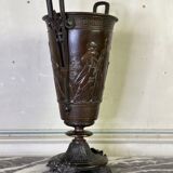Vase en bronze dans le goût de l’antique, France vers 1880