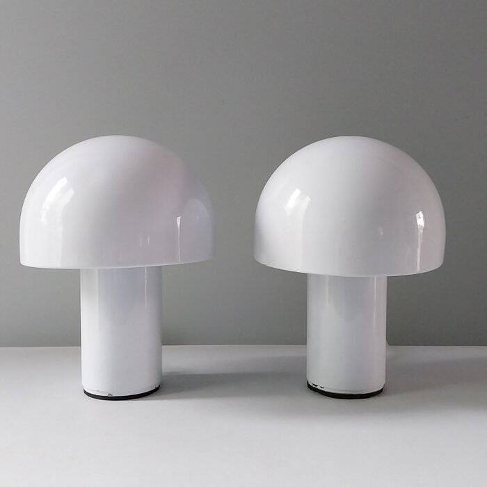 Set of two Italian table lamps from the 70s