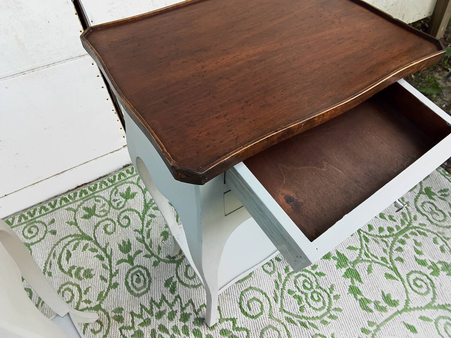 Pair of bedside tables