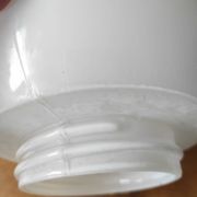 Globe de lampe en opaline moulé diamètre 16 cm