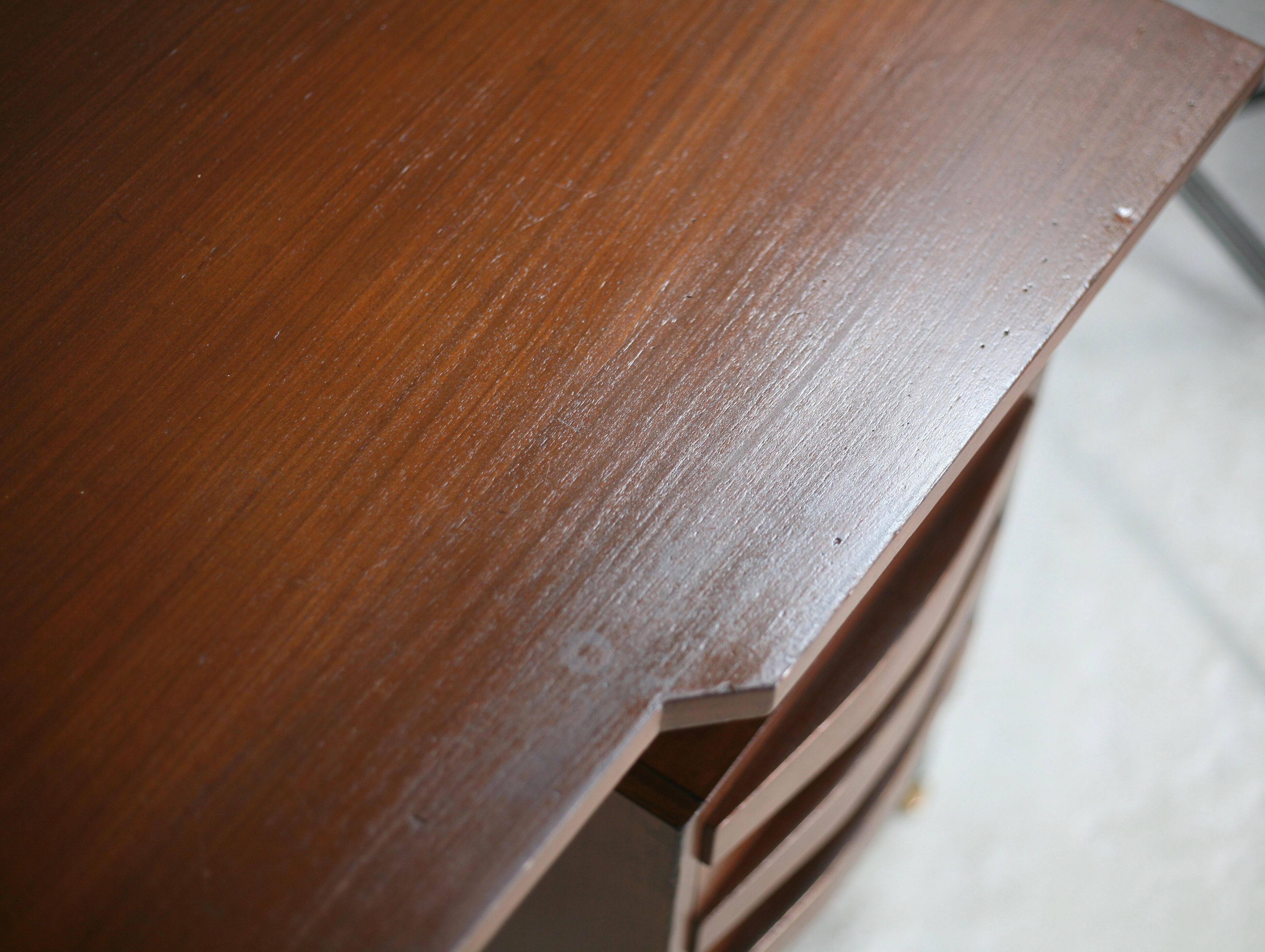 Bureau en bois léger, France, circa 1950