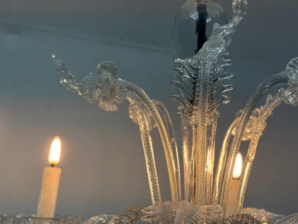 Venetian lustre in colourless Murano glass, circa 1950.