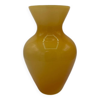 Vase opaline