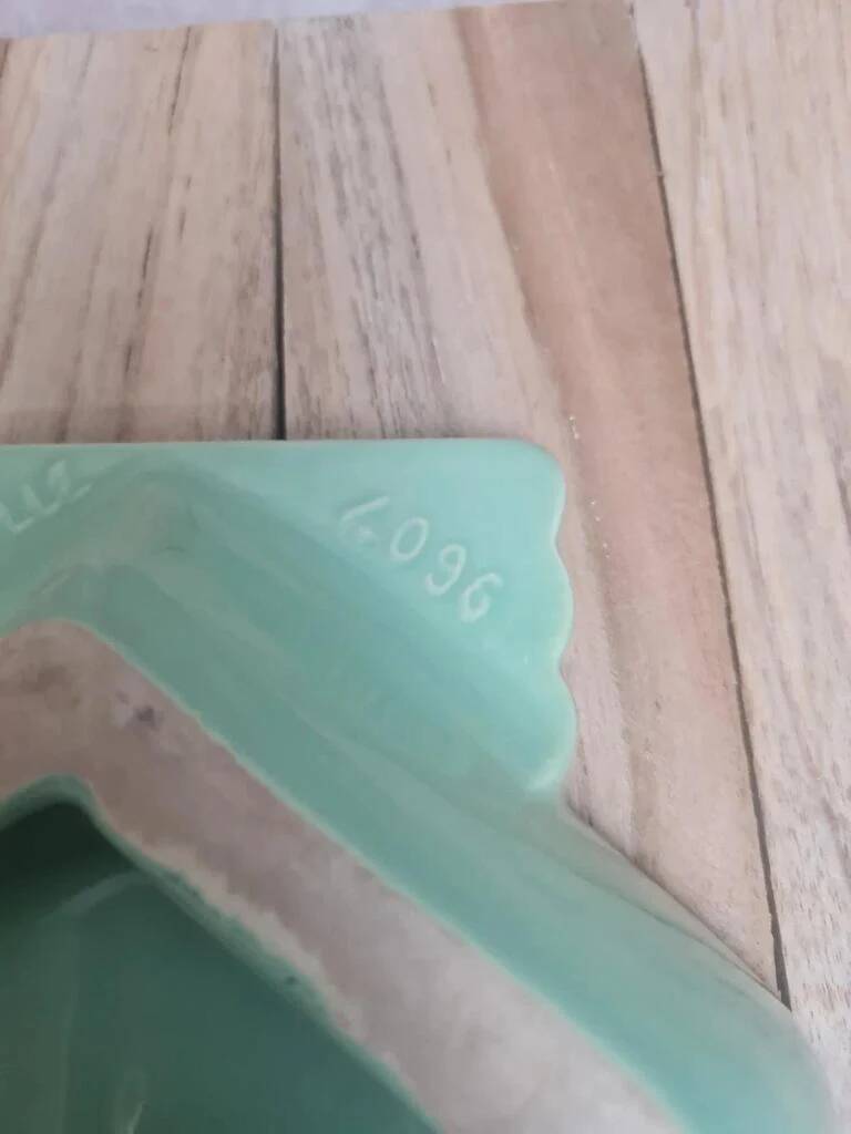 Vintage shell B. Letalle Saint-Clément celadon green with pearl decoration
