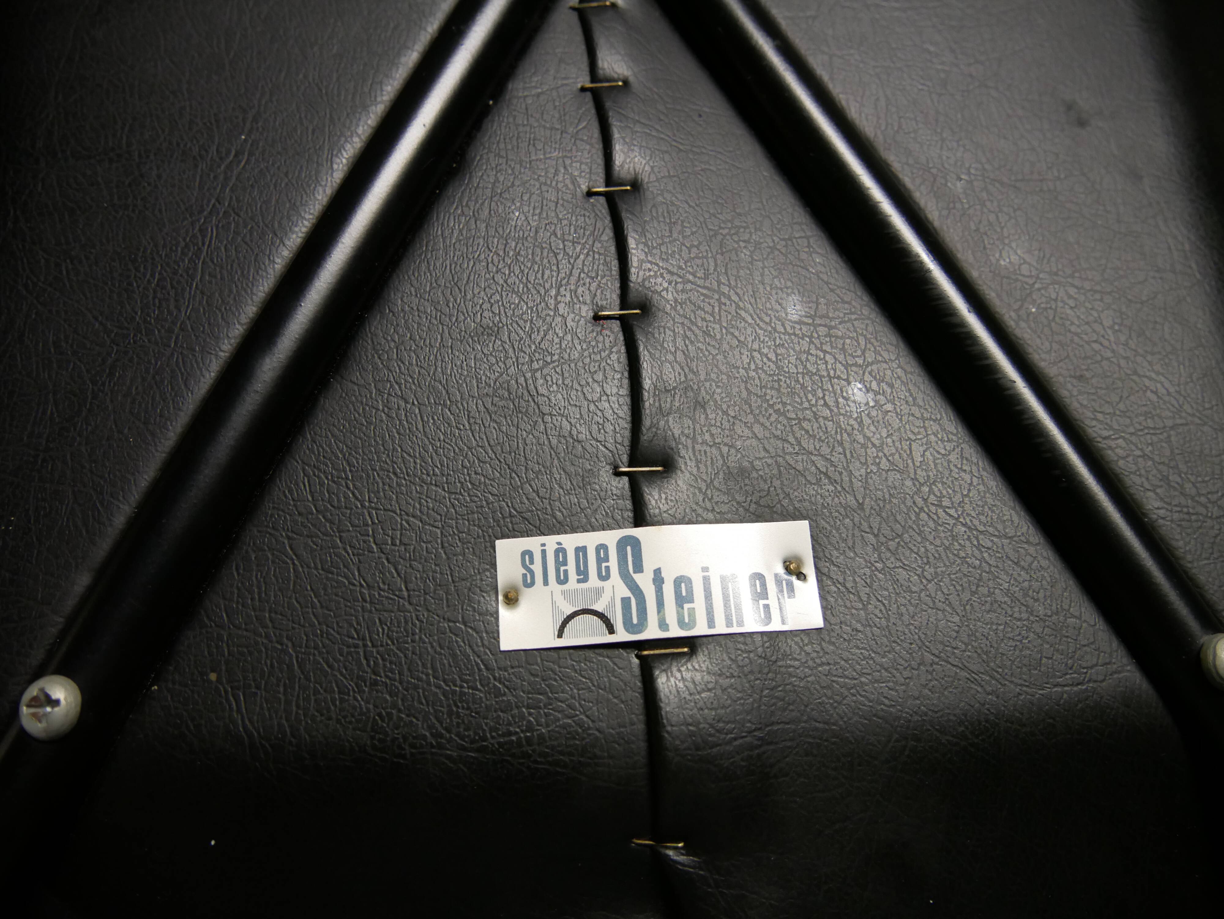 Chaise Tonneau P. Guariche par Steiner - Vintage Circa 1950