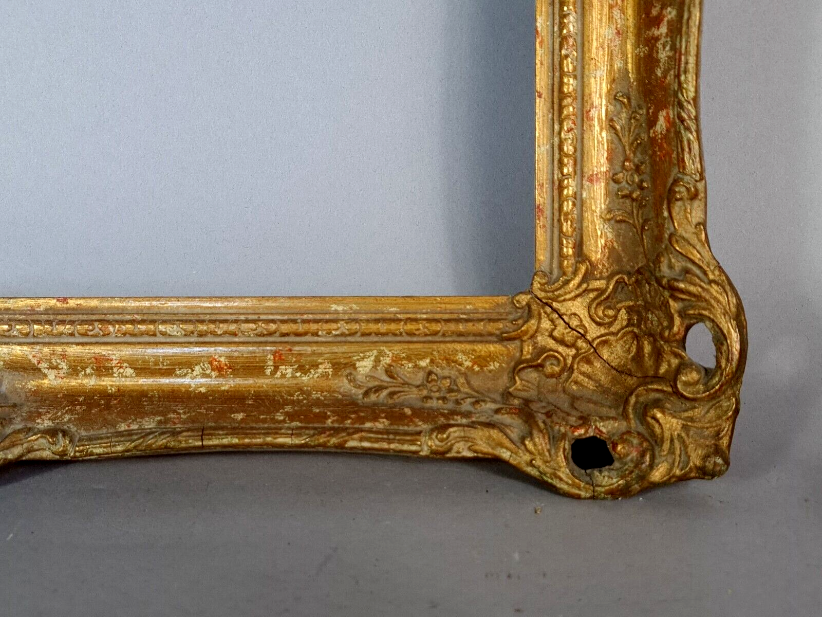 Old frame Louis XV style foliage 44x34cm gilded stucco wood SB170
