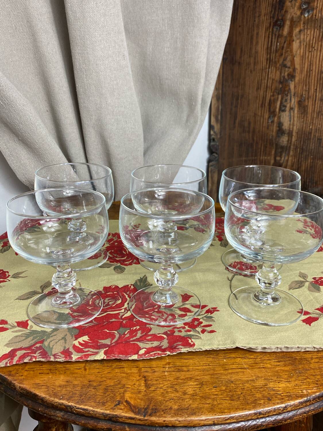 Six glass champagne or dessert glasses, Seca