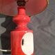 Lampe rouge en céramique vintage 60