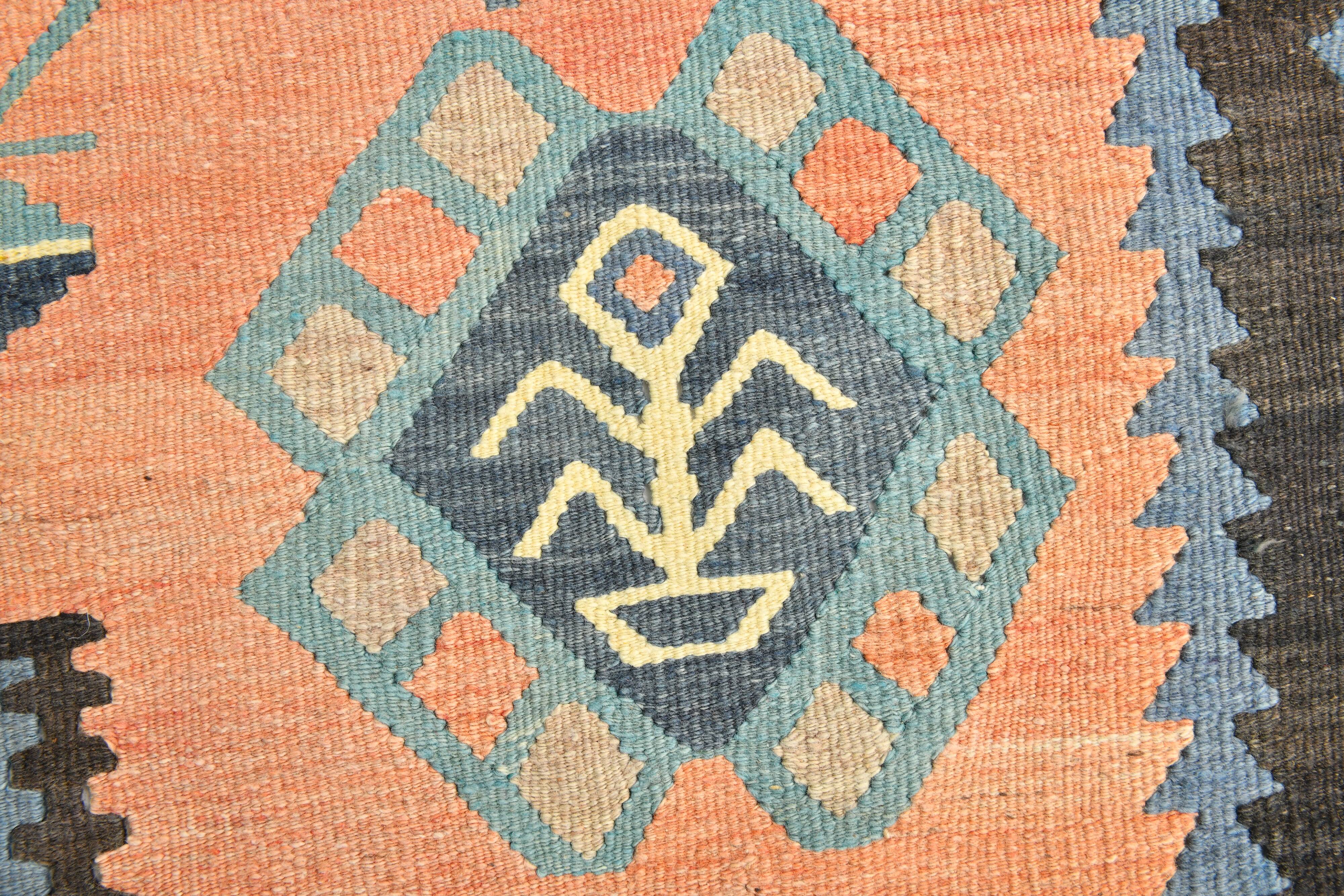 6x10 Peach & Navy Blue Turkish Kilim Rug, 168x296Cm