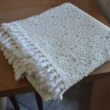 Lace/macrame tablecloth 147 cm/226 cm