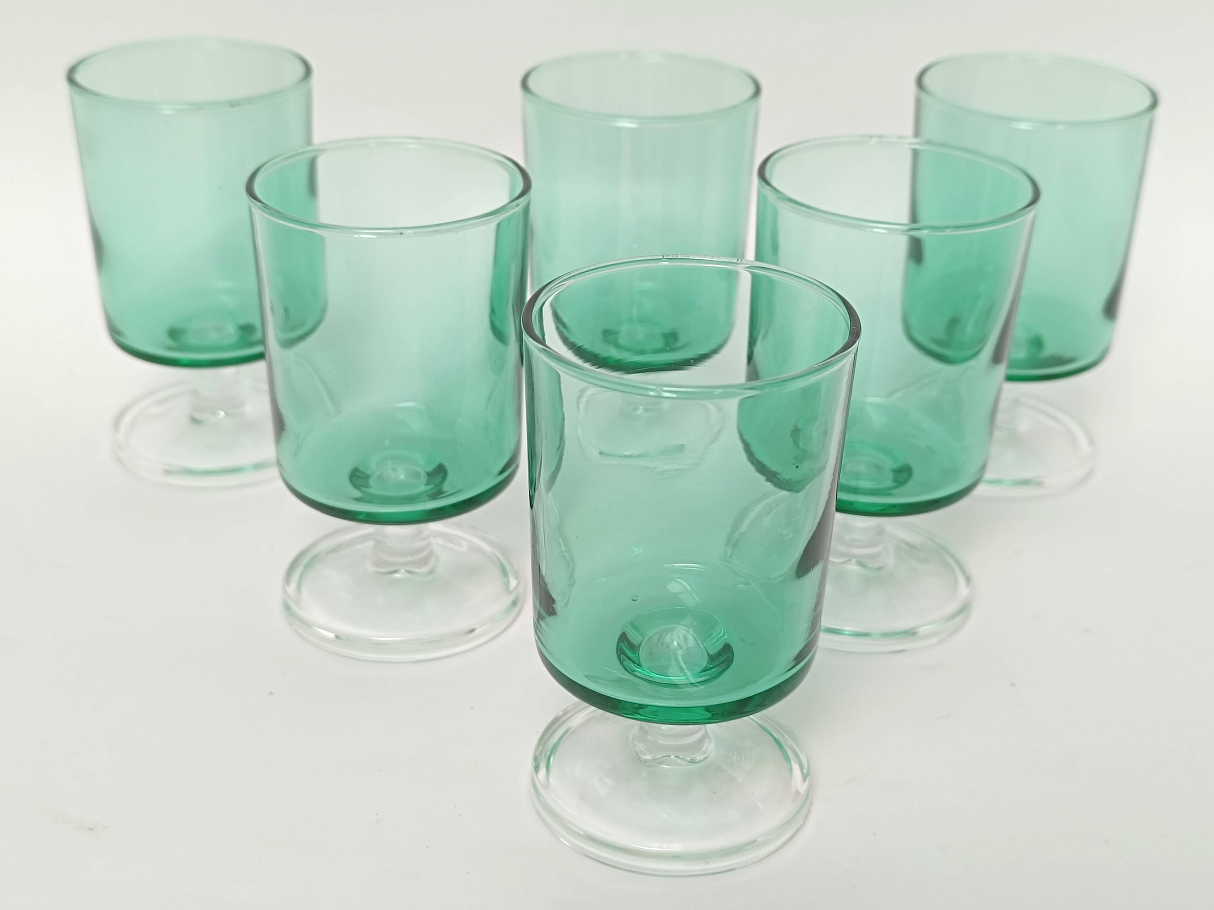 Luminarc white wine glasses