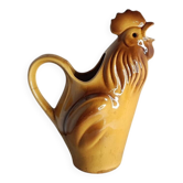 Rooster-shaped pitcher