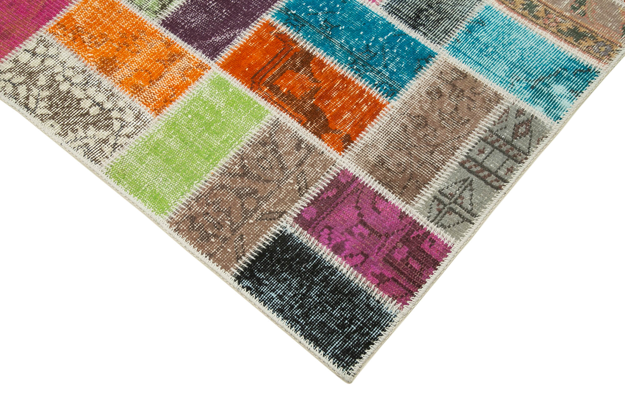 Handwoven anatolian contemporary 173 cm x 225 cm multicolor patchwork carpet