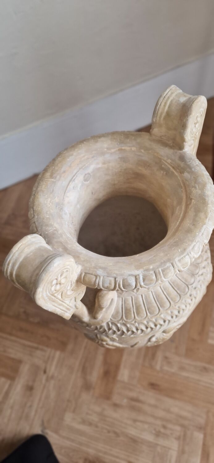 Vase de Sosibios, copie du Louvre avec le seau