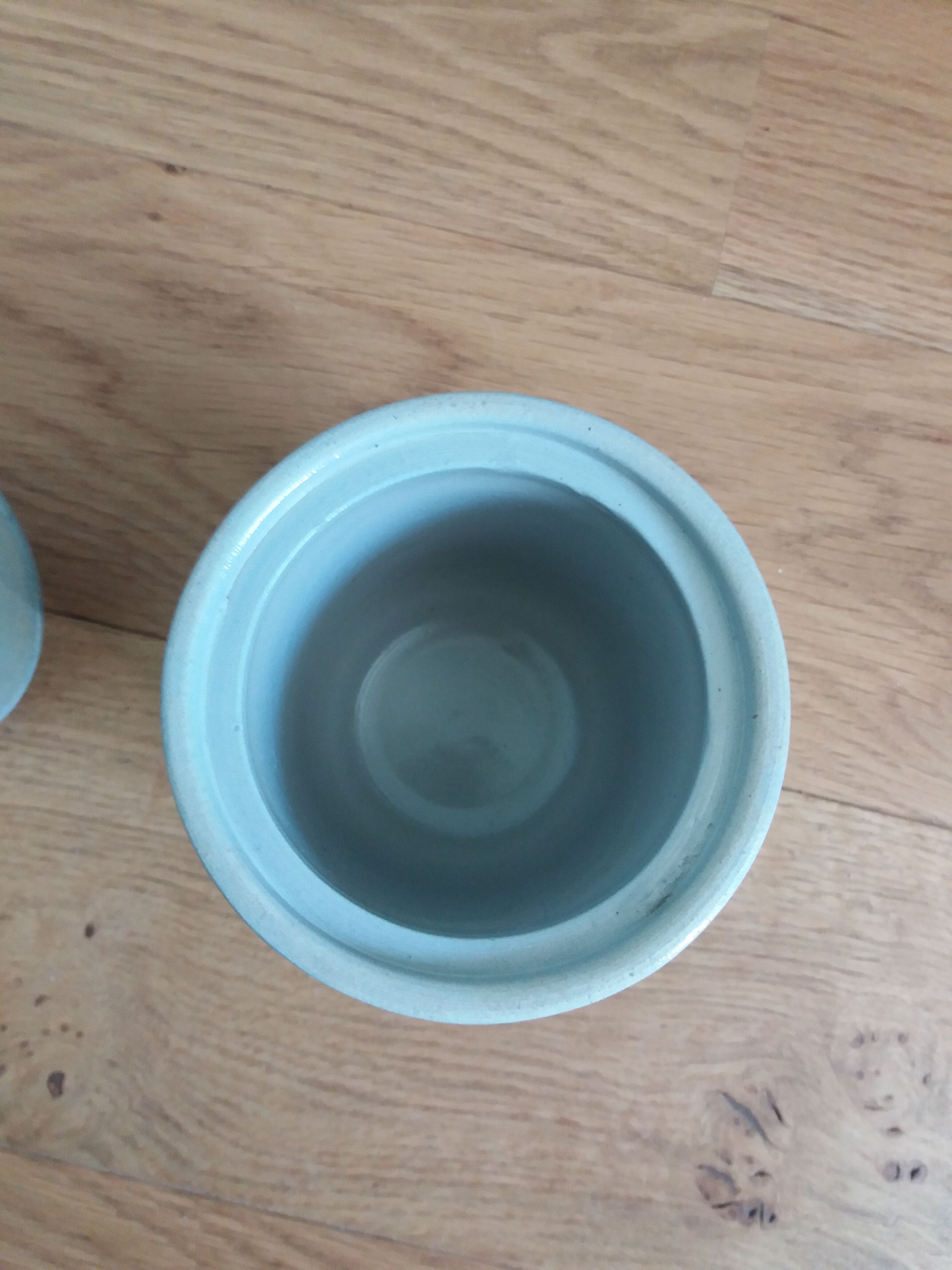 Sandstone pot from Alsace Schmitter in Betschdorf